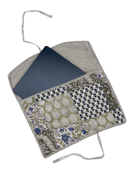 Ivy Patch Electronic Sleeve