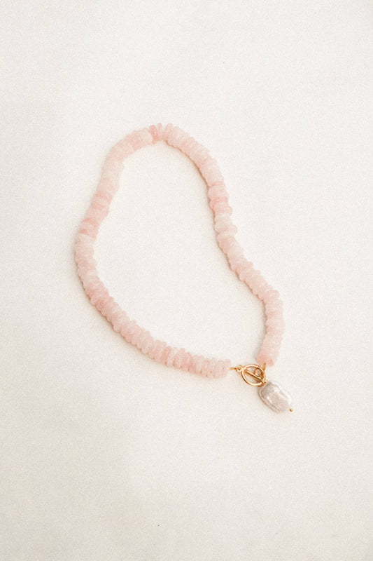 Jora |  rose quartz stone necklace with pearl 