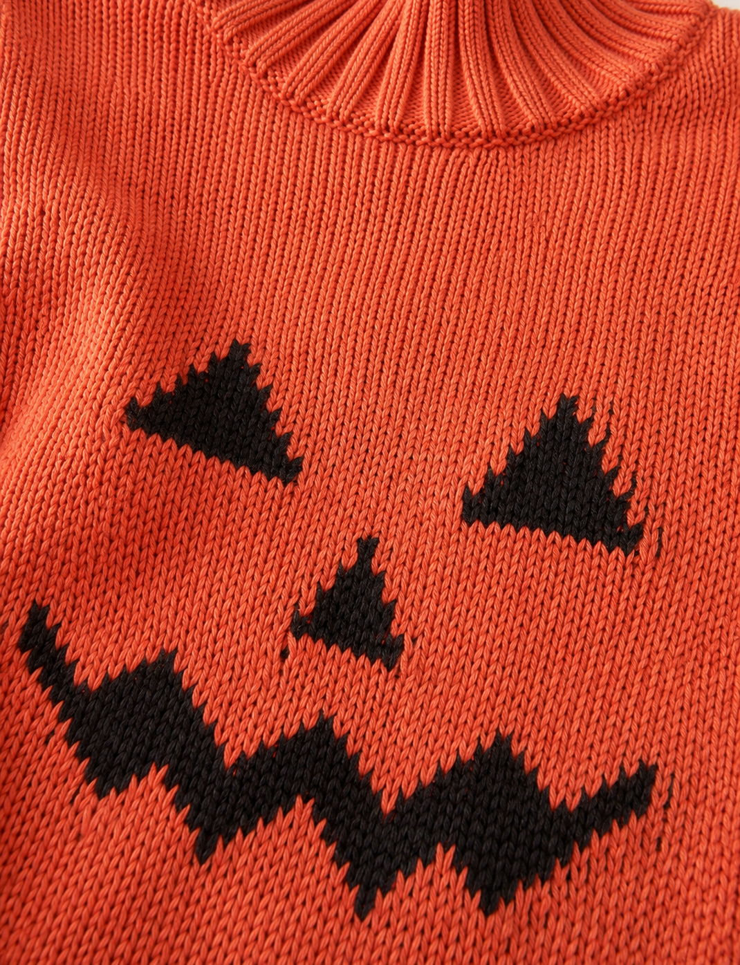 JACK-O'-LANTERN SHORTSLEEVE SWEATER