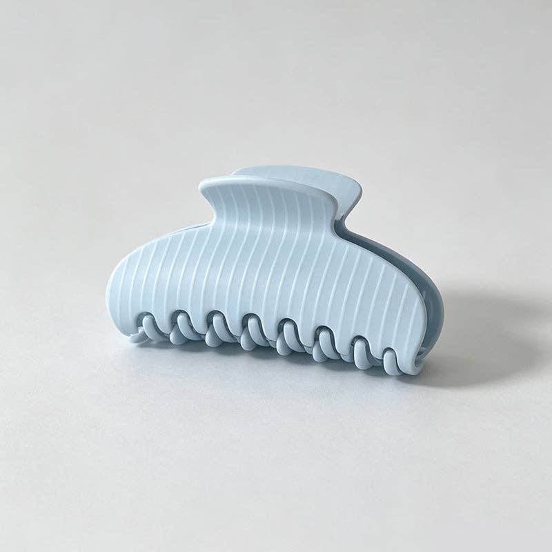 Elegant Creamy Stripe Large Hair Claw