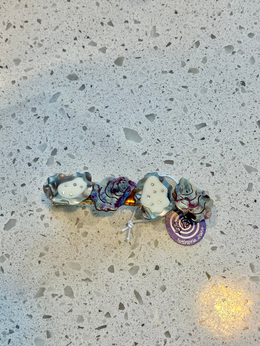 Oyster Hair Clip