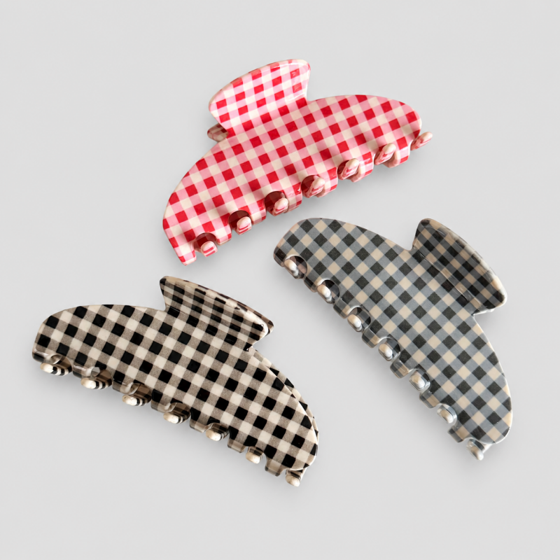 Elegant Minimalist Checkered Pattern Hair Claw