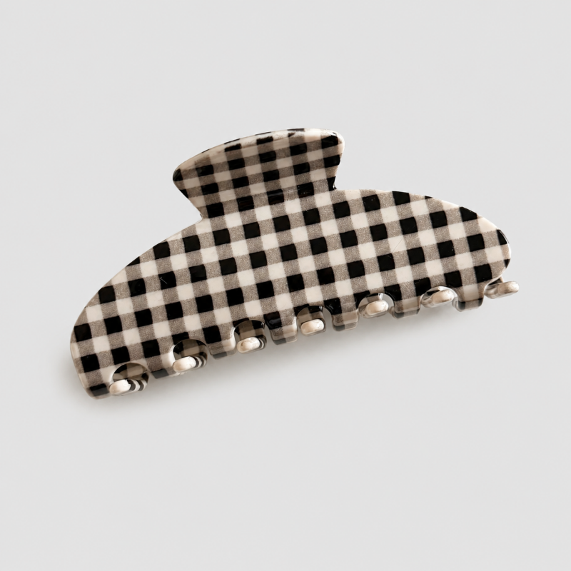 Elegant Minimalist Checkered Pattern Hair Claw